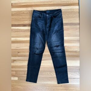 Risen Women’s Distressed Black Jeans